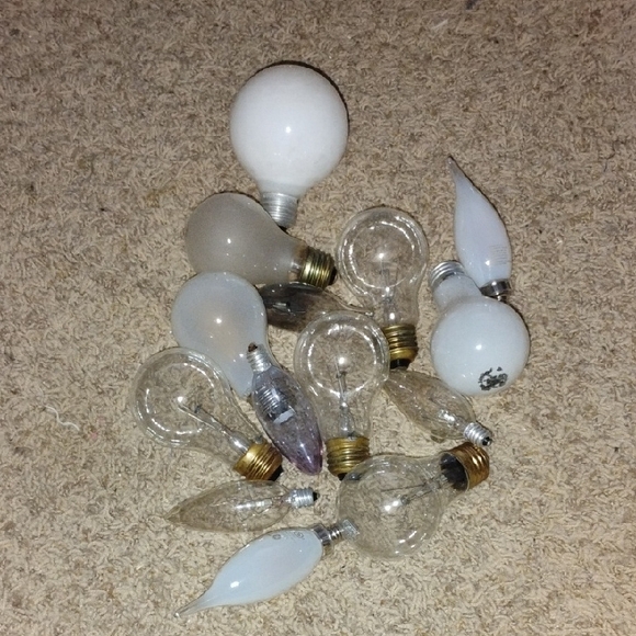 Assorted Light Bulbs Bundle - Picture 1 of 1